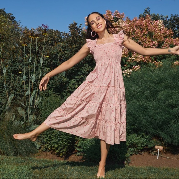 Hill House Dresses & Skirts - Hill house Ellie in Bridgerton Floral Pink size Small NWT